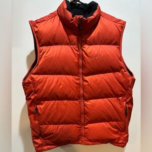 Eddie Bauer Men's Bright Red Puffer goose down Vest. Like new